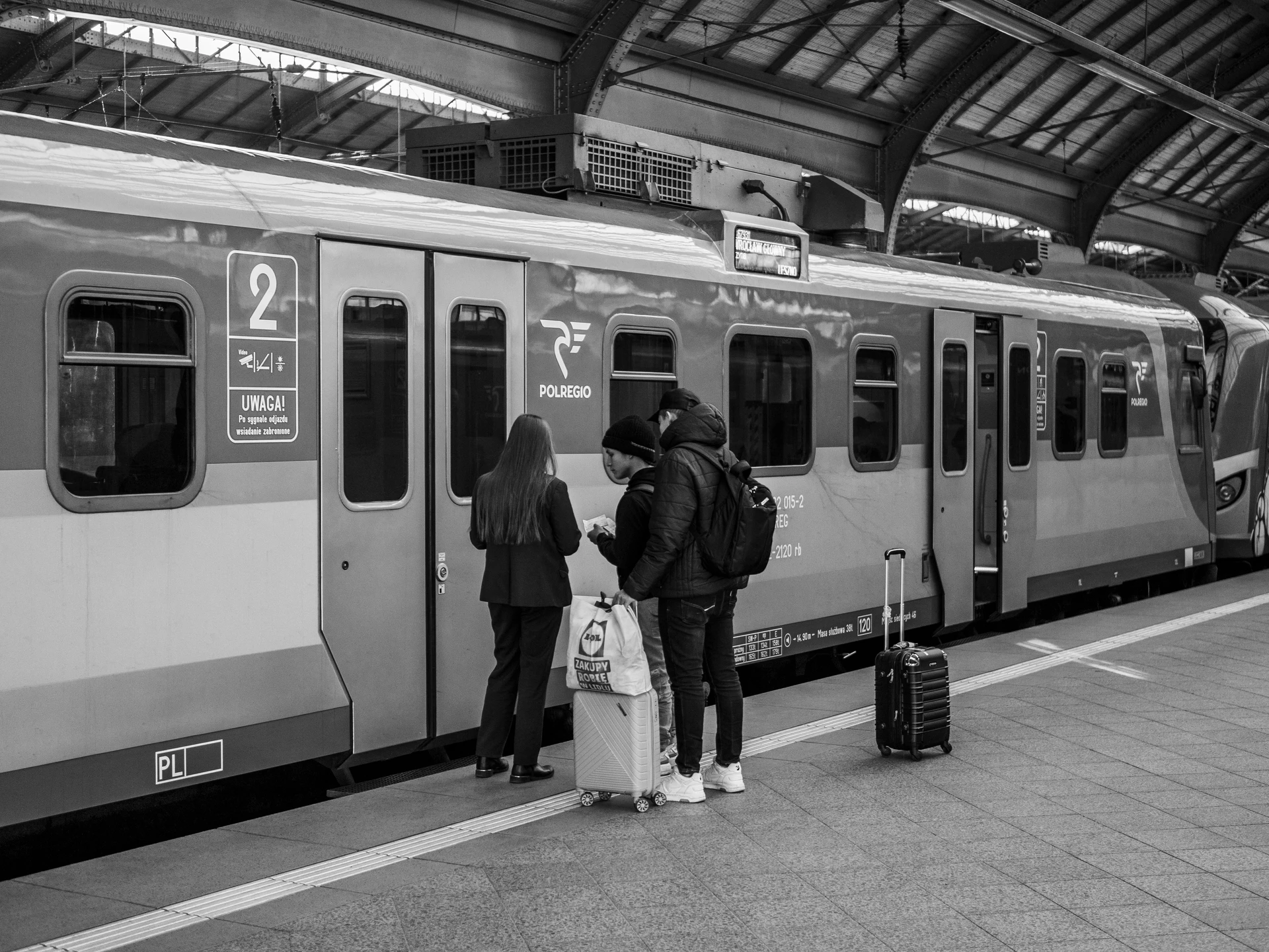 Closed Booking Systems: Why They Fail in 2026